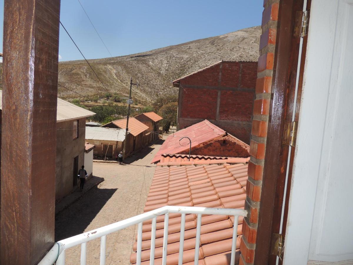Hostal Dinosaurio Bed and Breakfast Torotoro Esterno foto